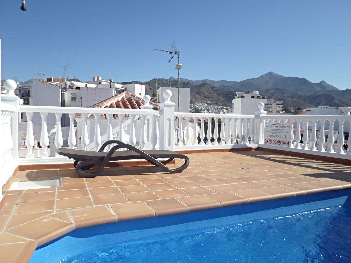 Ferienwohnung Pulguilla E Menyber Nerja Exterior foto